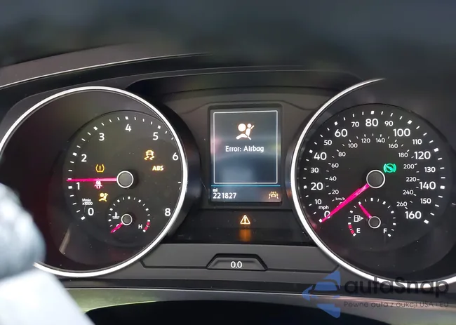 3VV2B7AX5JM096411: 42816477