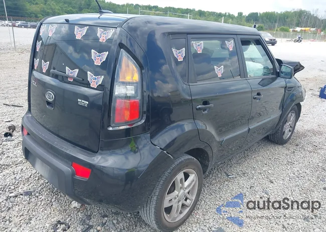 KNDJT2A28B7225770: 42815596