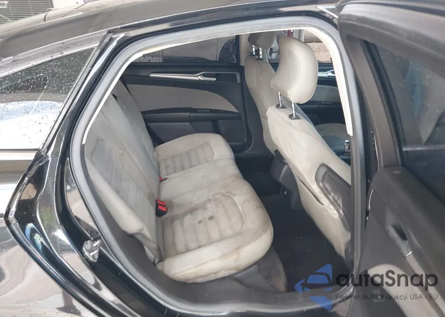 3FA6P0G7XFR211875: 42815624