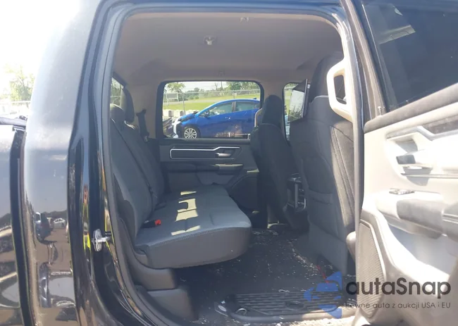 1C6SRFFT0KN834298: 42815678