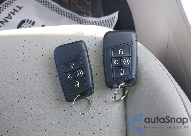 3VWC57BU0KM256014: 42815848