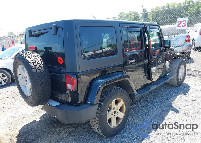 1C4BJWDG6GL246530: 42817063