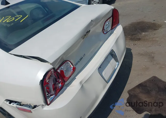 1G1ZC5E06CF260174: 42817071