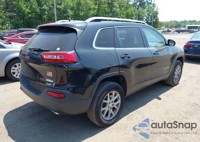 1C4PJMCS7FW636369: 42817244