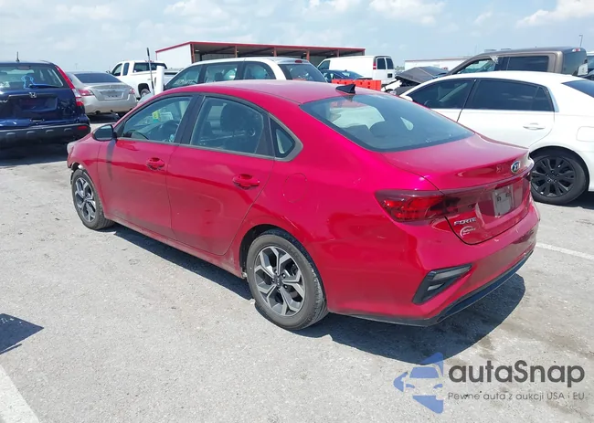 3KPF24AD2ME298481: 42817475