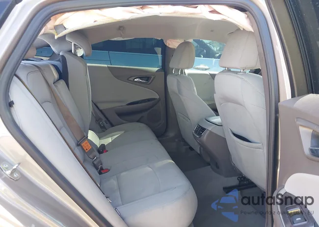 1G1ZD5ST8NF120979: 42816519