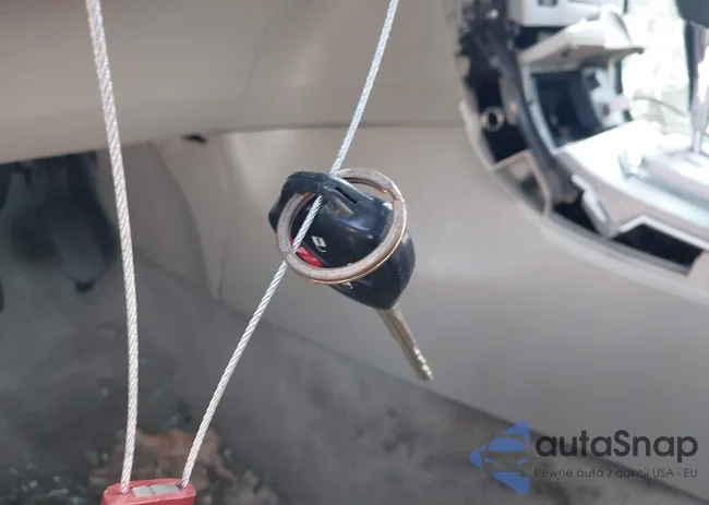 2T1BU4EE2DC088294: 42816629