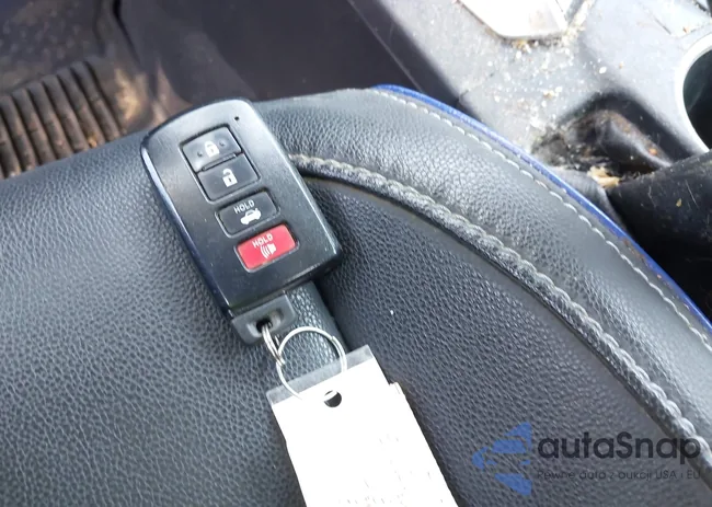 2T1BURHE3JC986598: 42816681