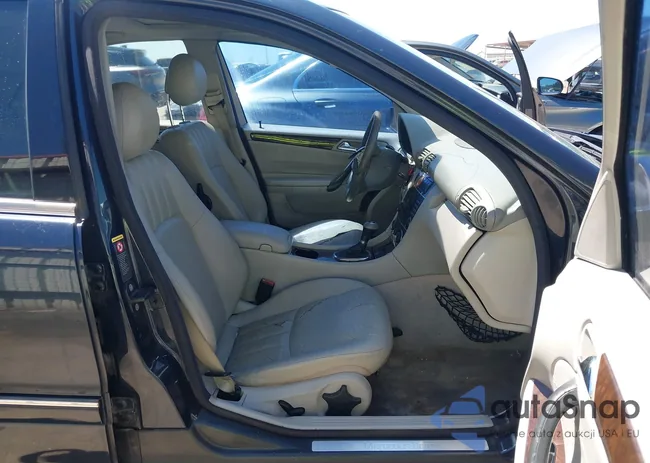 WDBRF61J45A685720: 42816722