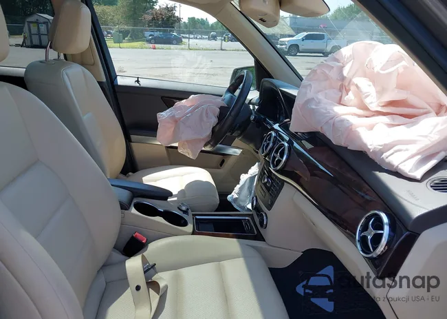 WDCGG8JB3EG320169: 42816795