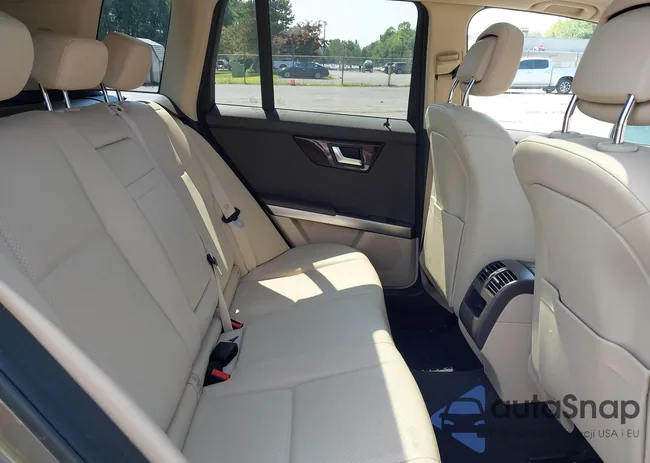 WDCGG8JB3EG320169: 42816795