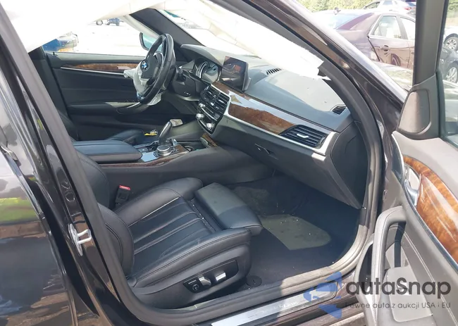 WBAJE7C54KWD55260: 42817954