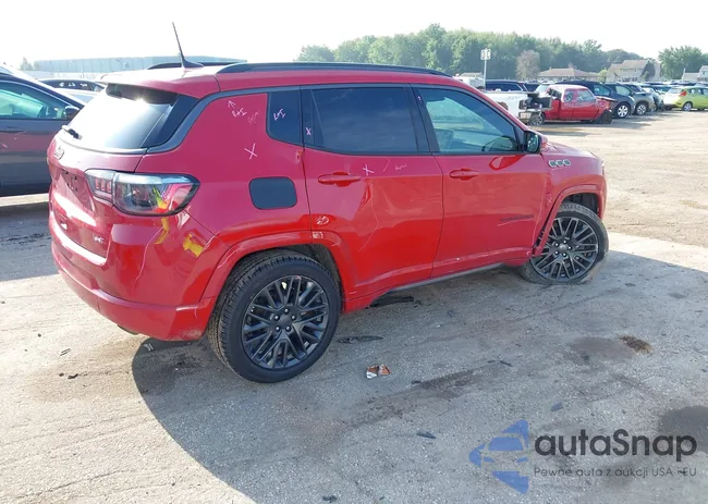 3C4NJDCB8NT181785: 42818052