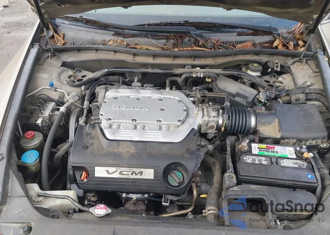 1HGCP36828A003495: 42818076