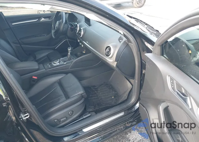 WAUCUGFF7LA055255: 42818152