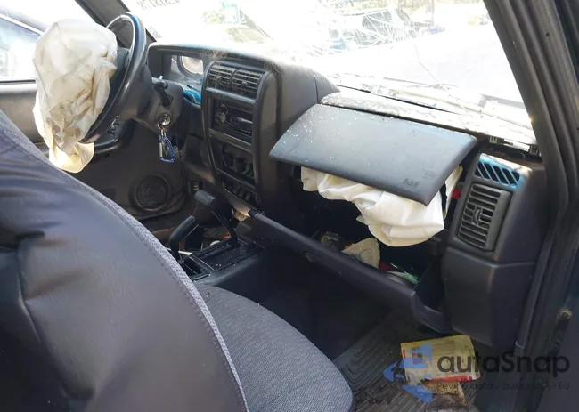 1J4FF48S7YL120307: 42818178