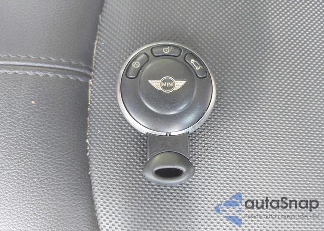 WMWZC5C53DWP32884: 42818372