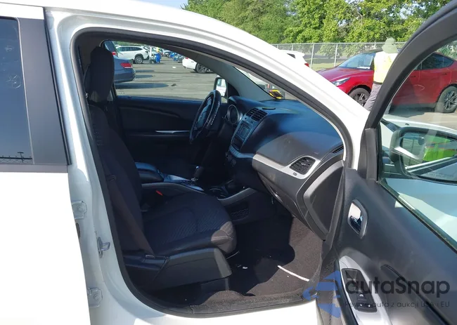 3C4PDCAB5HT608079: 42818490