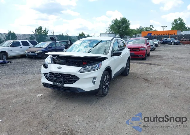 1FMCU9H9XMUA00915: 42817567