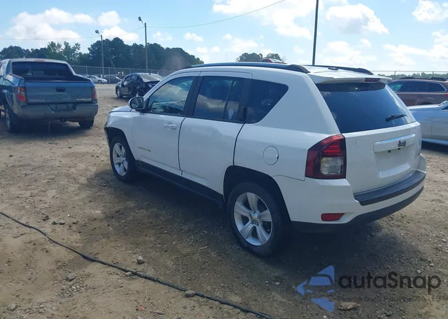 1C4NJCEB8ED607617: 42817764