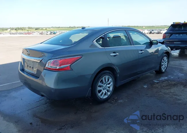 1N4AL3AP5FN878713: 42819111