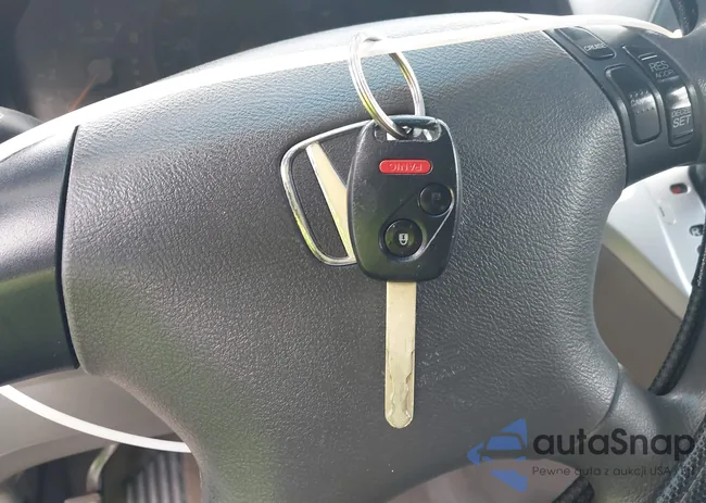 5FNRL382X9B058072: 42818892