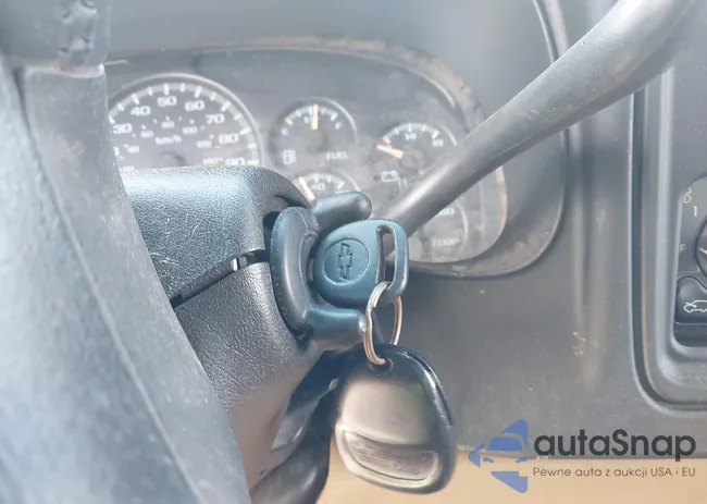 1GCGK29U8YE215392: 42820131