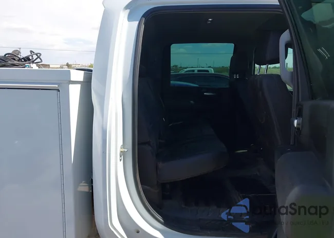 1GB1YLEY9LF266572: 42820496