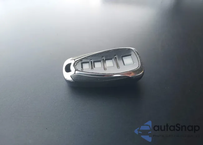 1G1ZB5ST1HF121546: 42819552