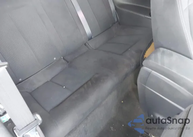 1N4AL2EP4AC151071: 42819572