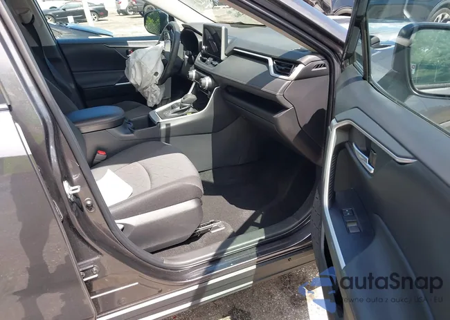 2T3W1RFVXPC247015: 42820646