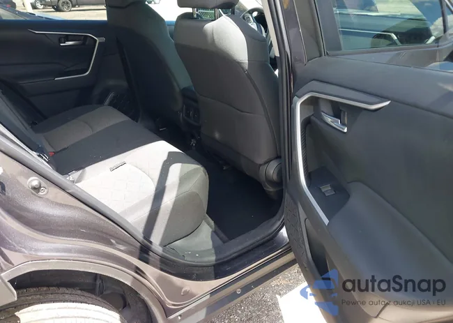 2T3W1RFVXPC247015: 42820646