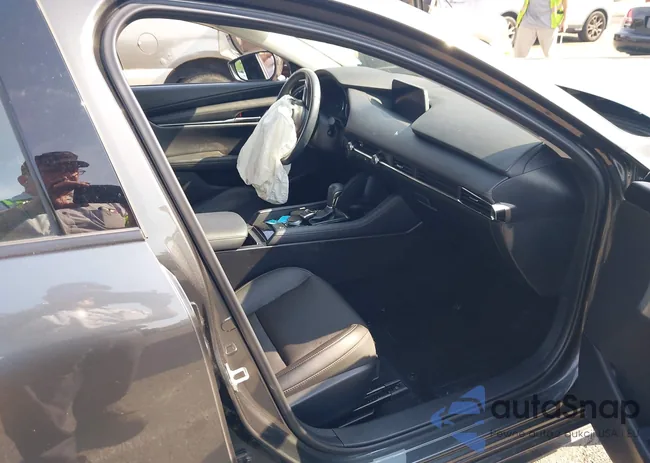 3MZBPBDL5NM315205: 42820654