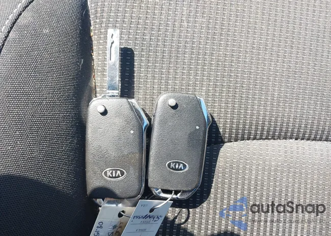 3KPF24AD6KE123616: 42821953