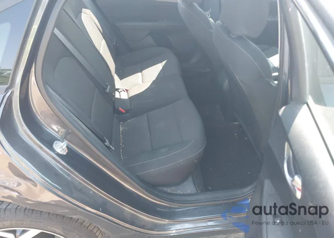 3KPF24AD6KE123616: 42821953