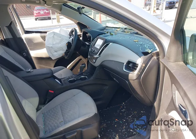 2GNAXREVXJ6166048: 42822406