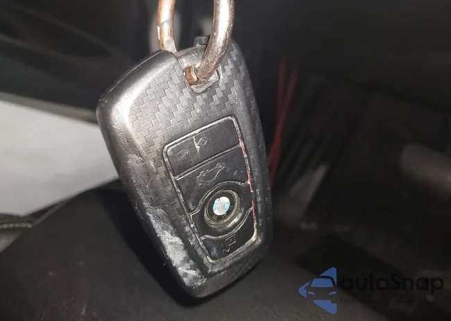 WBA8B7G31HNU38320: 42822444