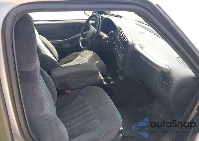 1GCCS19W018124714: 42821510