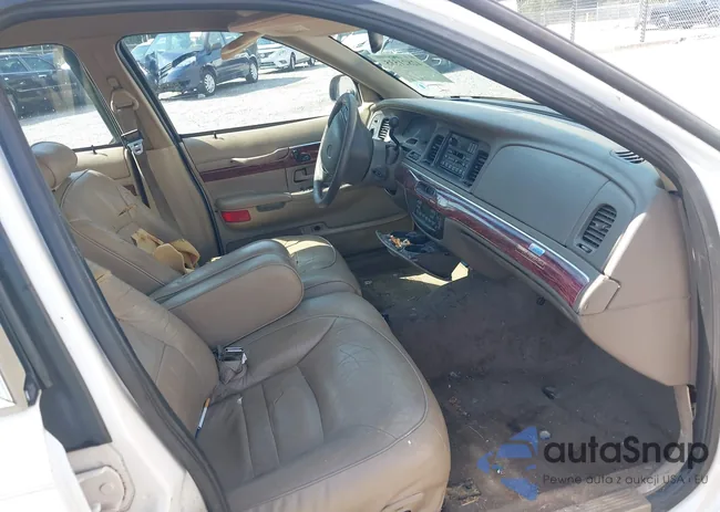 2MEFM75W0YX676299: 42821535