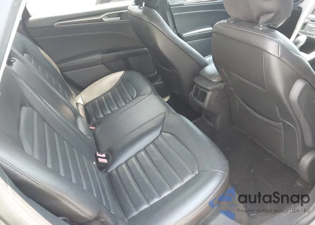 3FA6P0HR4DR181785: 42821553