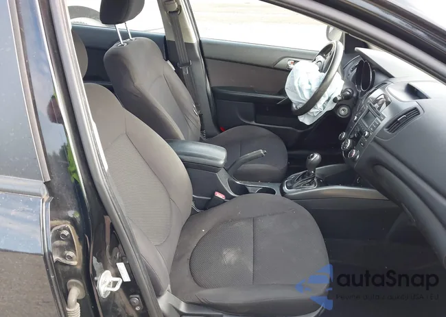 KNAFU4A22D5647852: 42821778