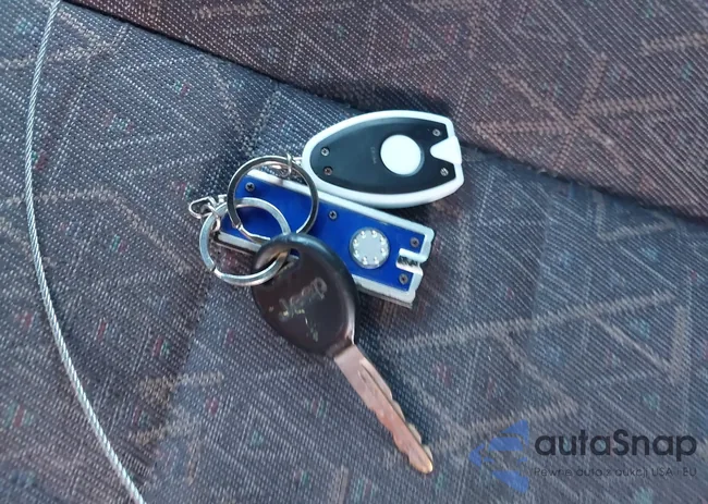 1J4FA29P01P350847: 42821806