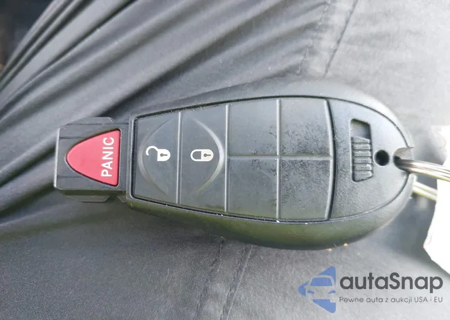 1C4PJLCB8KD145017: 42822938