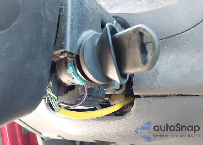 1FTYR10D12PB60559: 42822977