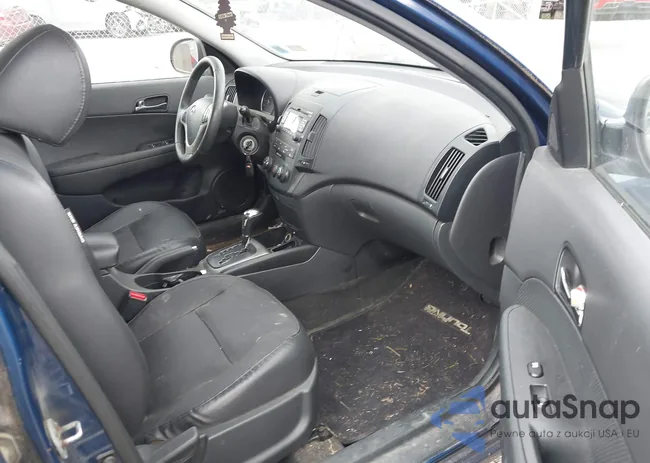 KMHDC8AE1BU108927: 42822989