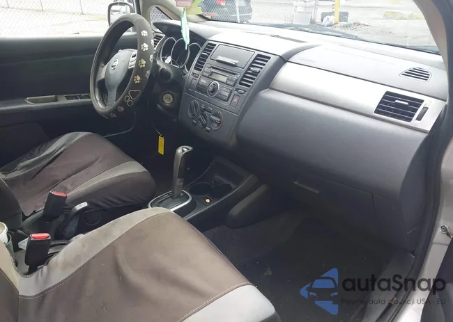 3N1BC1CPXBL427547: 42822998