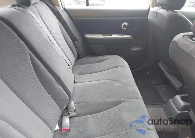 3N1BC1CPXBL427547: 42822998