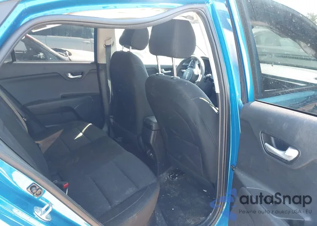 3KPA24AD8PE574113: 42823027