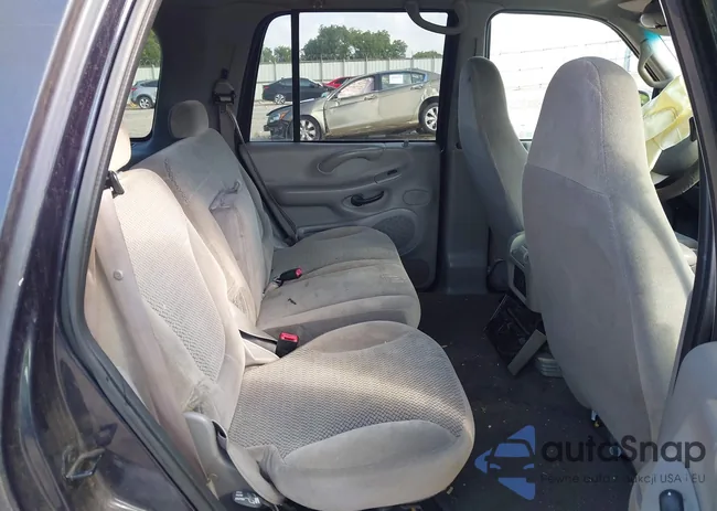 1FMRU1562YLC08238: 42823077