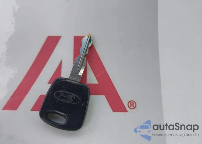 1FMRU1562YLC08238: 42823077